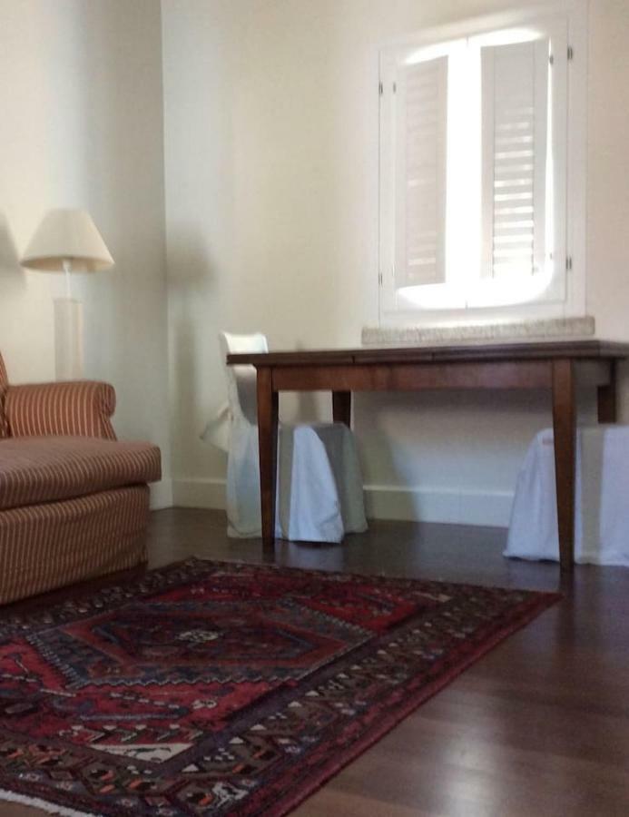 Suite A Villa D'Orri Саррок Екстер'єр фото